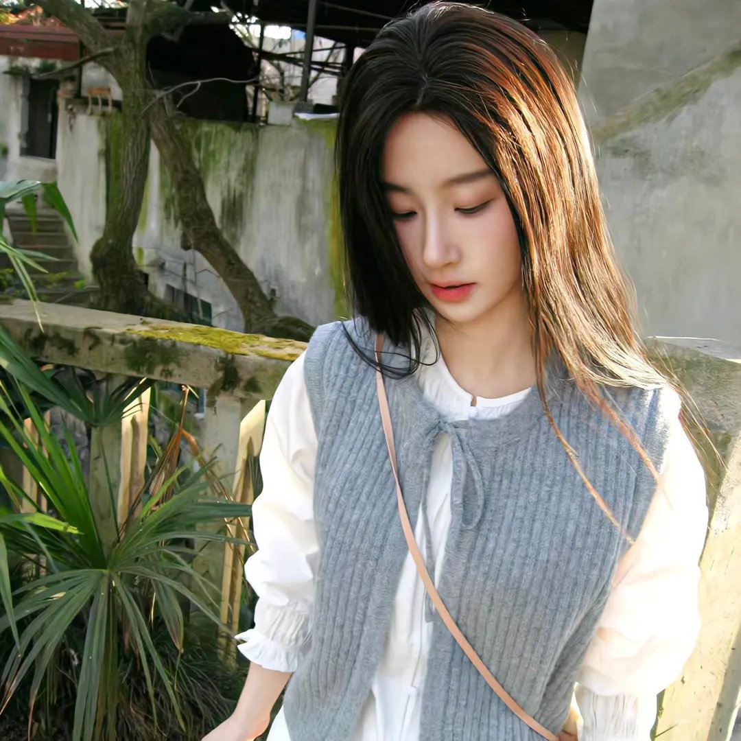邪恶的蕾丝莉